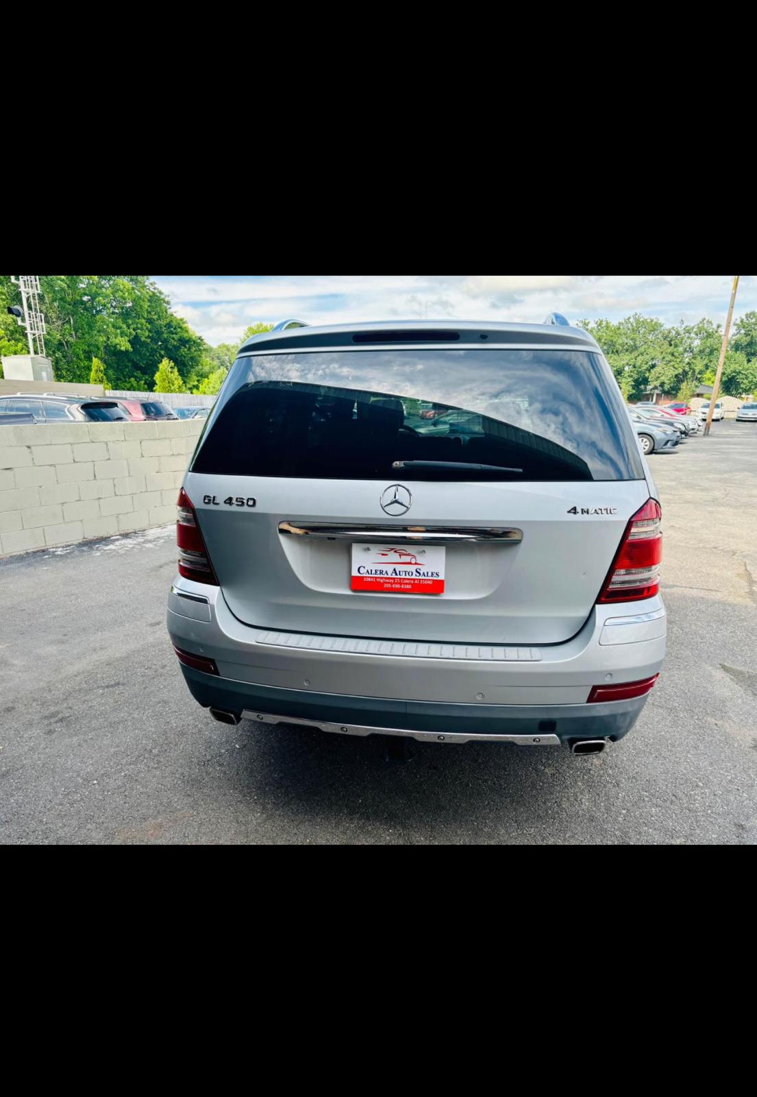 2009 MERCEDES-BENZ GL-CLASS with only 146,xxx miles!