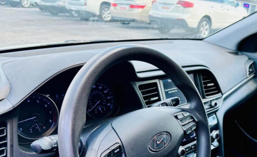 2020 HYUNDAI ELANTRA SEL/VALUE/LIMITED with only 110,xxx miles!