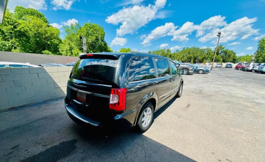 2011 CHRYSLER TOWN AND COUNTRY TOURING with only 128,xxx miles!