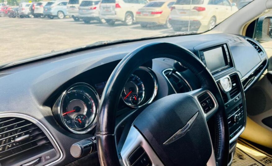 2011 CHRYSLER TOWN AND COUNTRY TOURING with only 128,xxx miles!