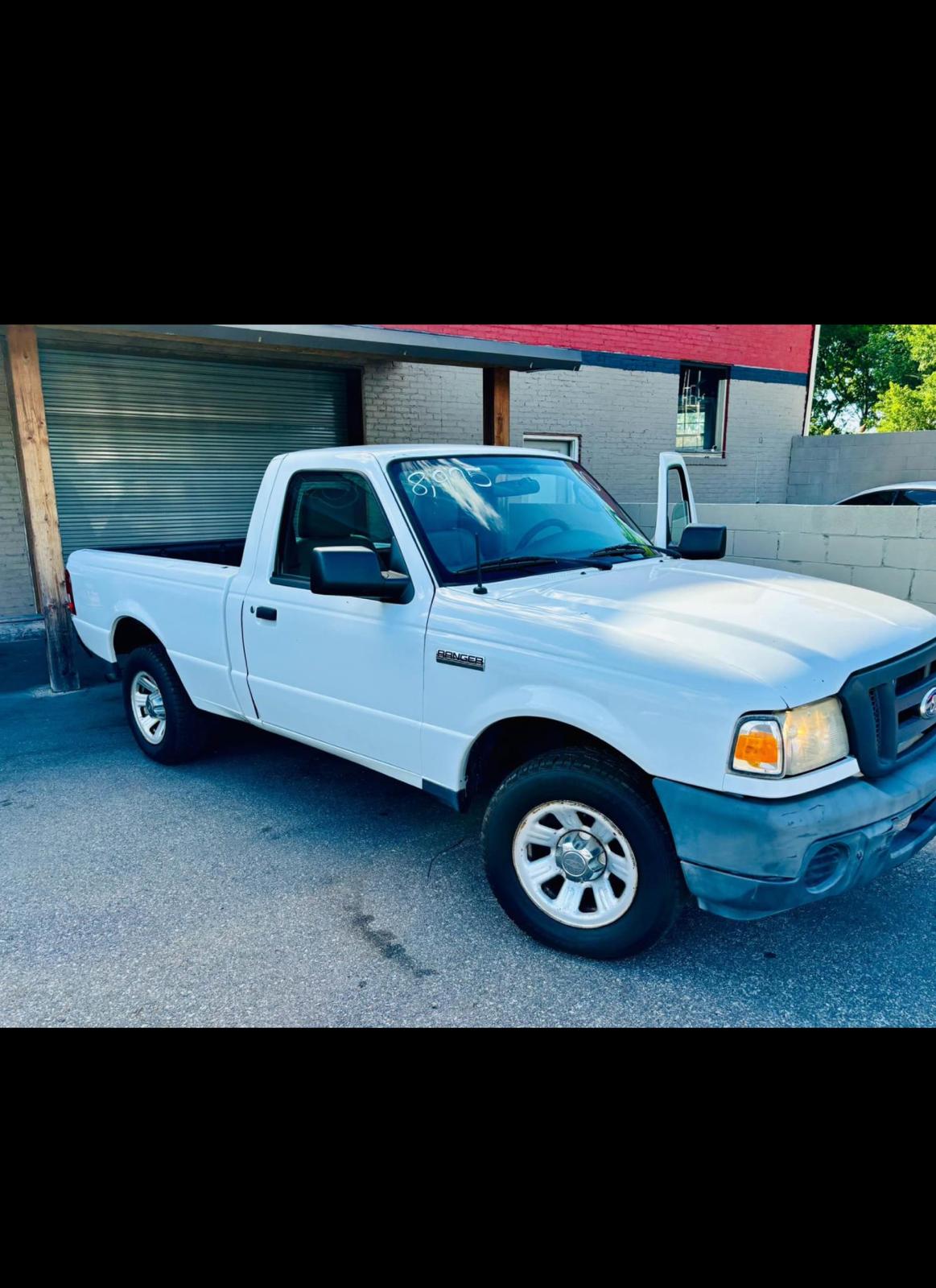 2010 FORD RANGER XL with only 190,xxx miles!