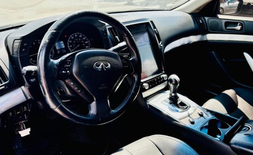 2015 INFINITI Q60 JOURNEY with only 113xxx miles!