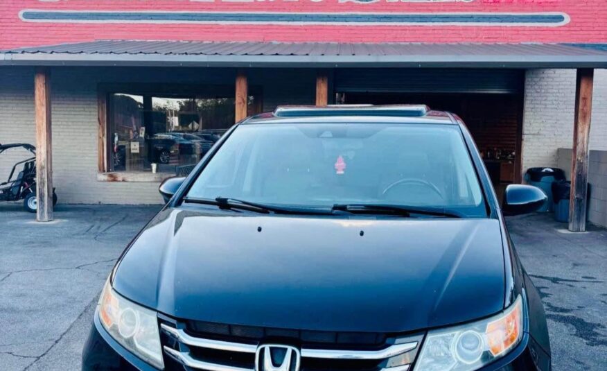 2016 HONDA ODYSSEY EX-L  with only 182,xxx miles!
