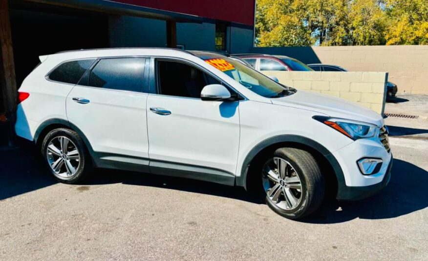 2016 HYUNDAI SANTA FE LIMITED with only 114,xxx miles!