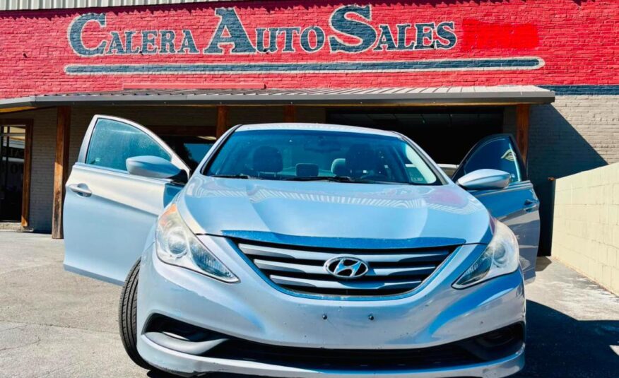2014 HYUNDAI SONATA GLS with only 91,xxx miles!