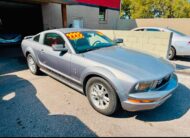 2006 FORD MUSTANG V6 STANDARD with only 67,xxx miles!