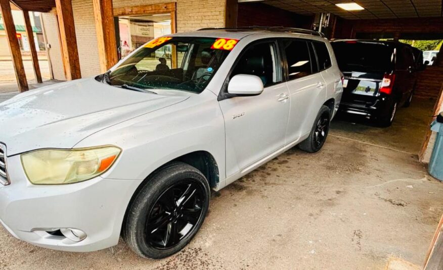 2008 TOYOTA HIGHLANDER SPORT with only 250,xxx miles!