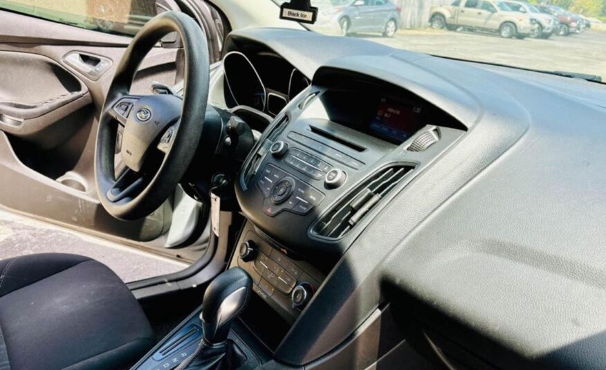 2017 FORD FOCUS SE with only 99,xxx miles!