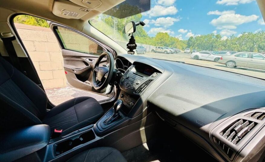 2017 FORD FOCUS SE with only 99,xxx miles!