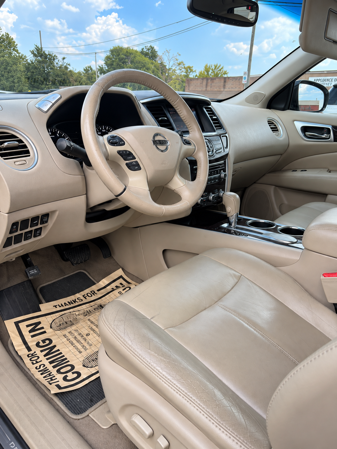 2014 Nissan Pathfinder SL