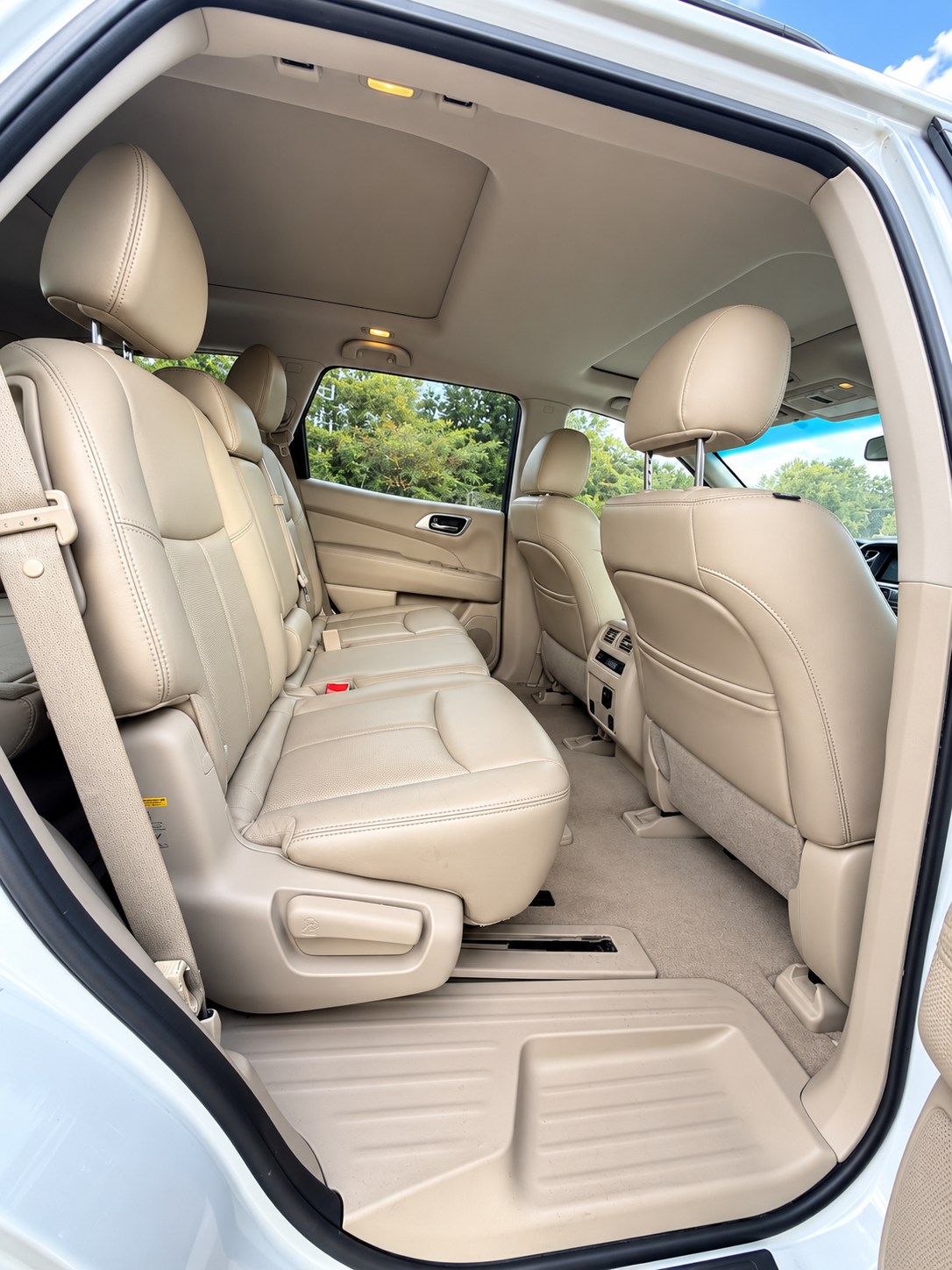 2014 Nissan Pathfinder SL