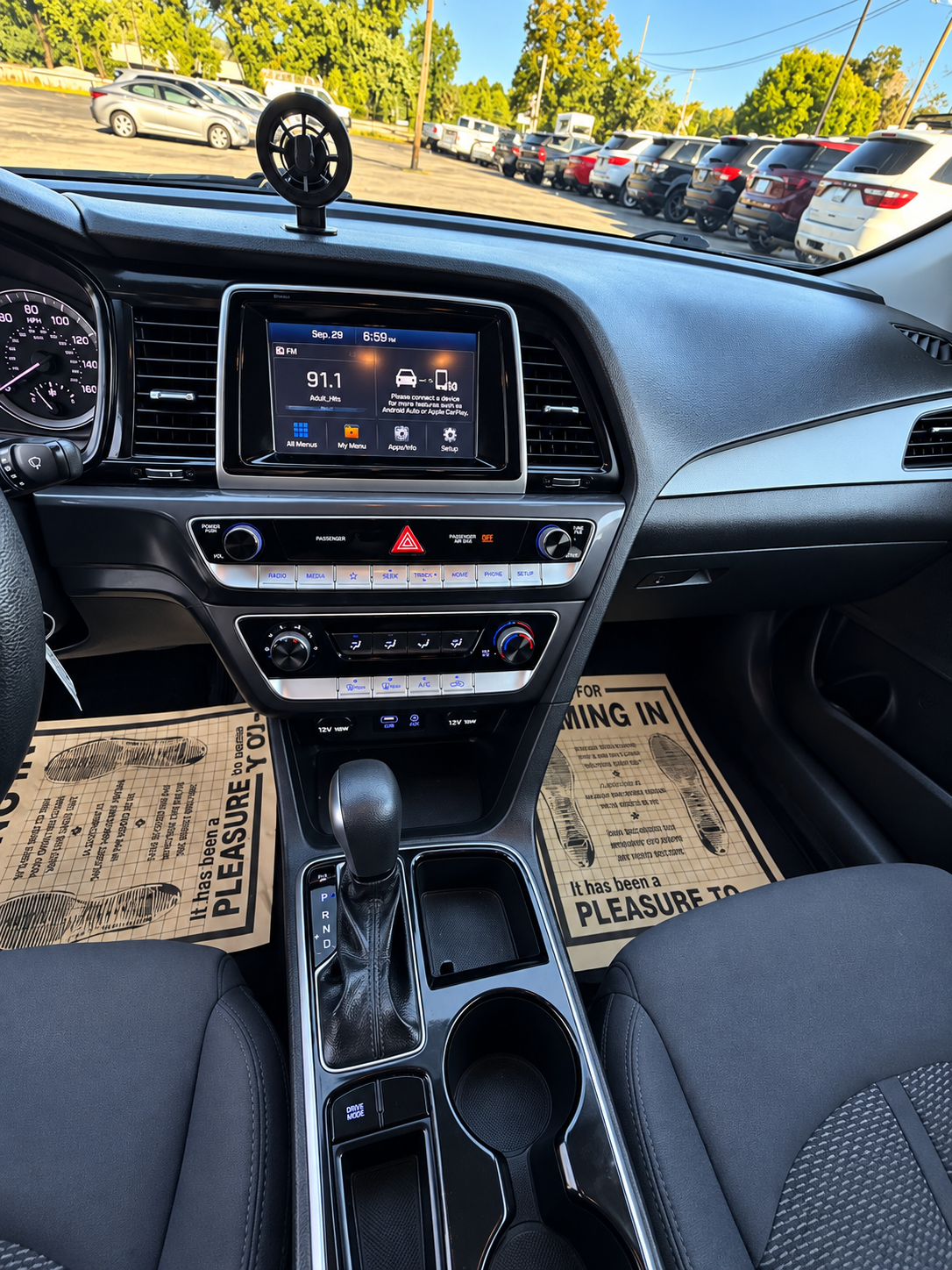 2018 Hyundai Sonata SE - Photo 11
